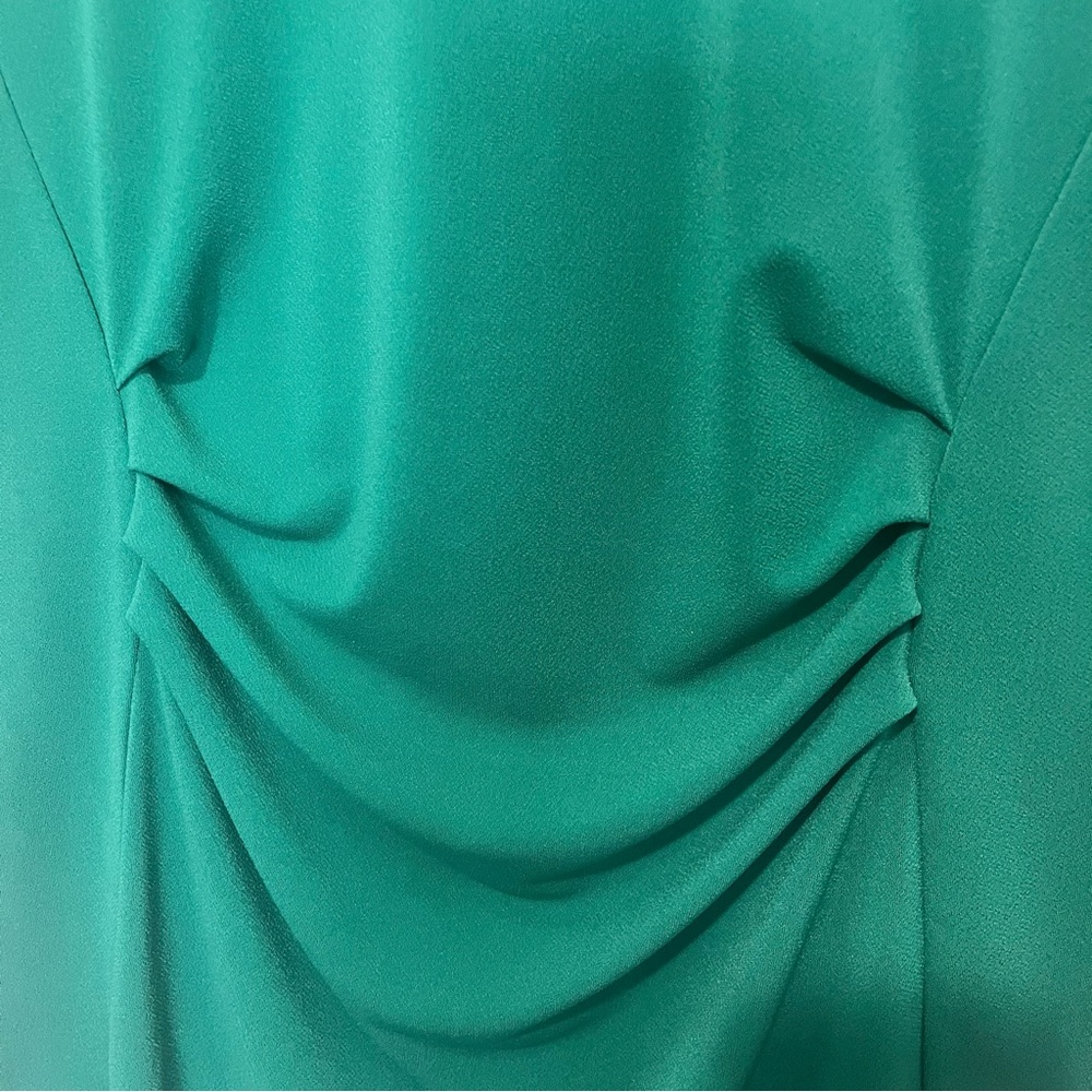 Ann Taylor Vibrant Green Blouse. Size Medium Petite. - Picture 2 of 9